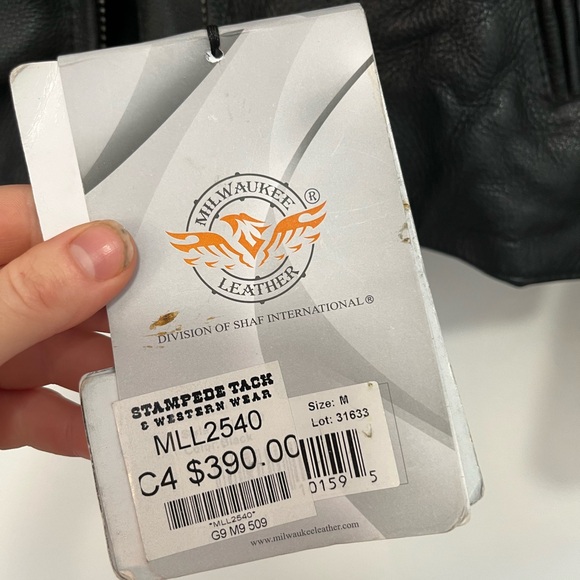 Milwaukee Leather motorcycle jacket with reflective skulls - Picture 9 of 15